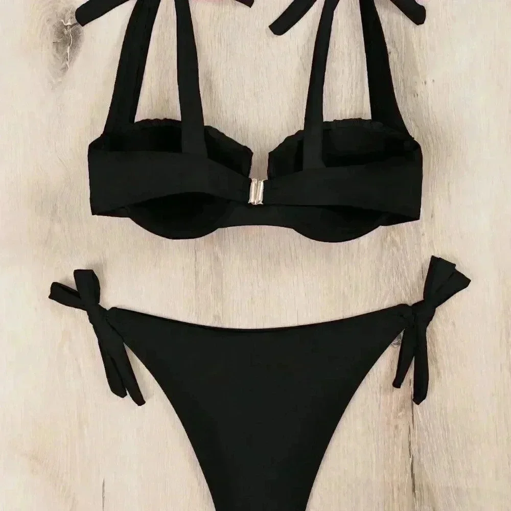 Black Women's Beach Pleated Bikini Set